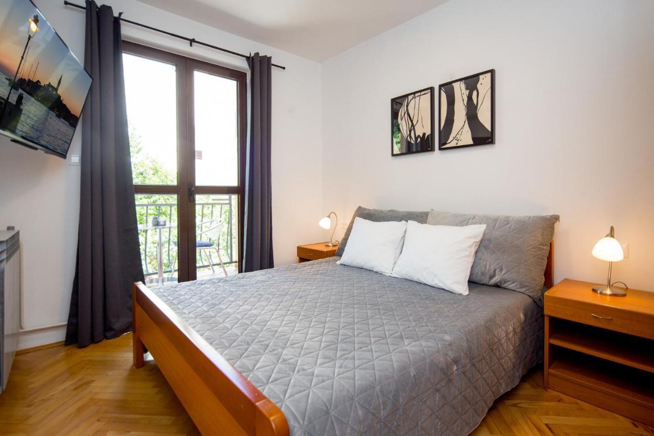 Rooms Villa Maria โรวีน ภายนอก รูปภาพ
